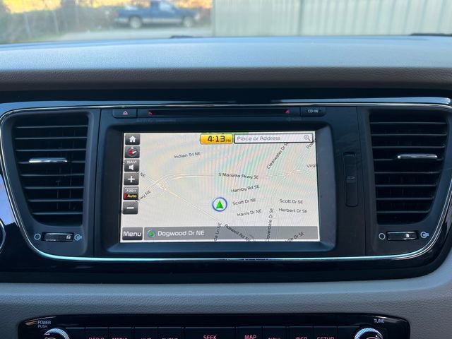 Used 2017 Kia Sedona SX Limited image 23