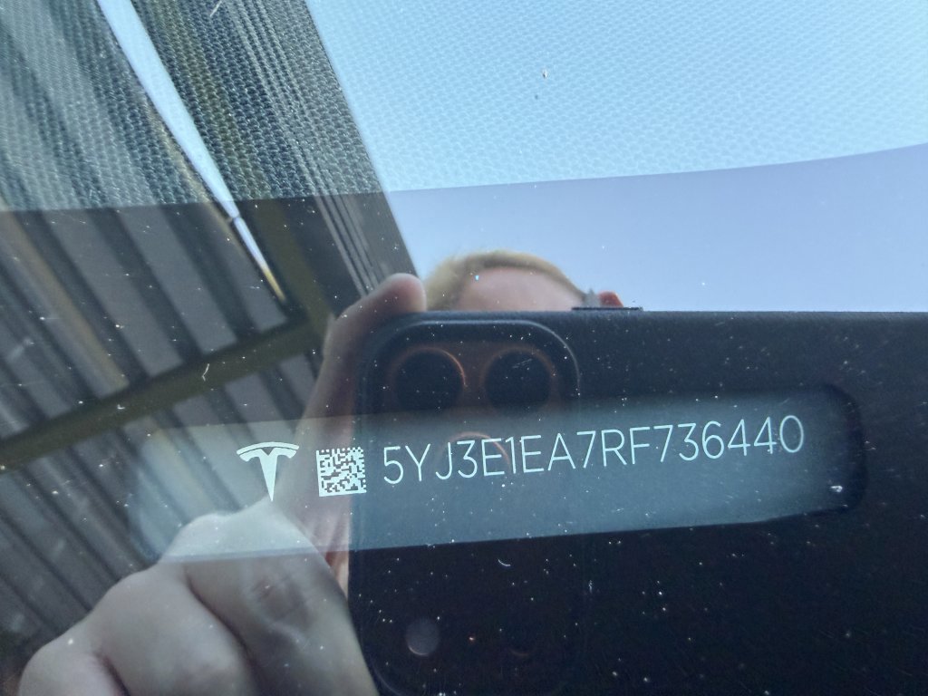 Used 2024 Tesla Model 3 image 46