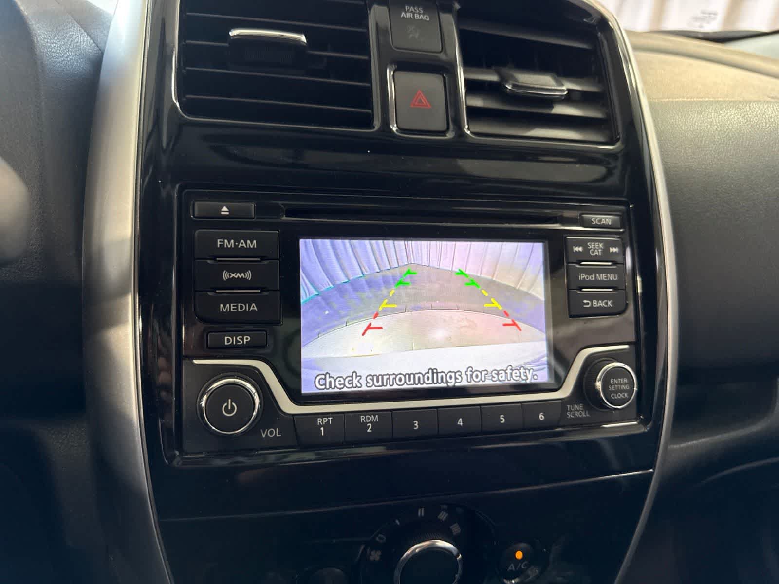 Used 2018 Nissan Versa Note SV FWD image 27