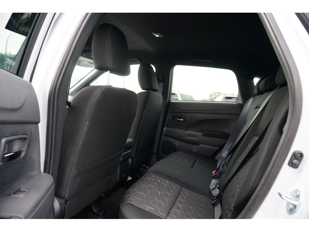 New 2025 Mitsubishi Outlander Sport AWD image 18