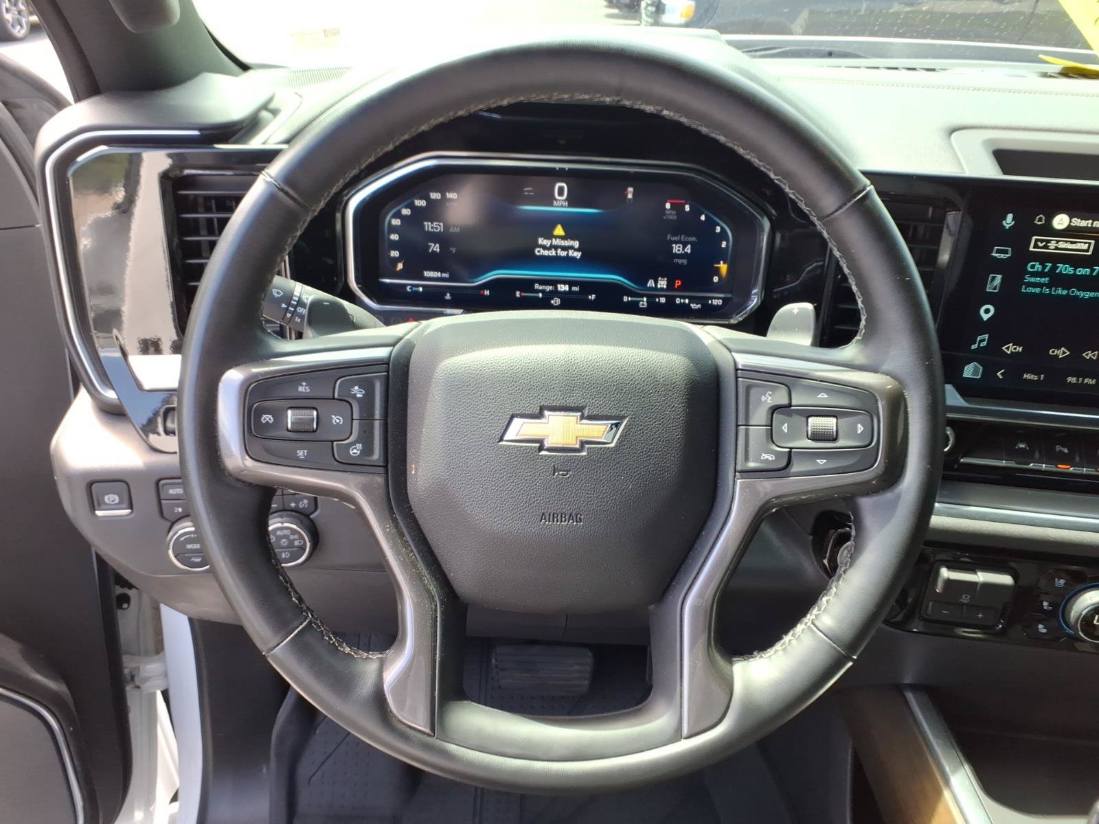 Used 2025 Chevrolet Silverado 1500 High Country AWD/4WD image 18