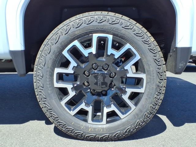 New 2026 GMC Sierra 2500 Denali Ultimate w/ LPO, Black Badging Package AWD/4WD image 12
