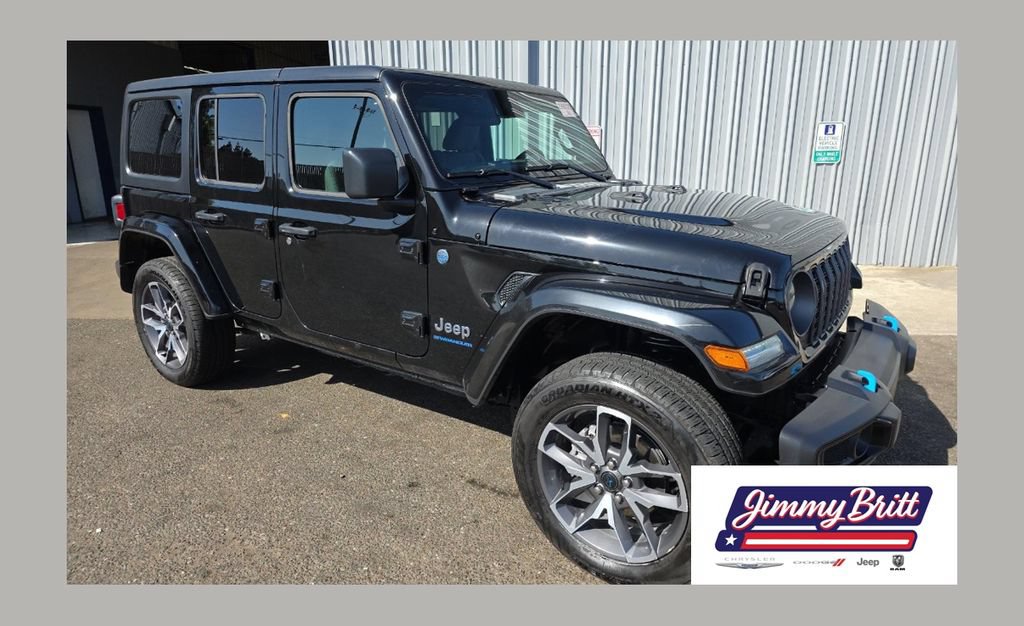 Used 2024 Jeep Wrangler Unlimited w/ LED Headlamp & Fog Lamp Group AWD/4WD image 1