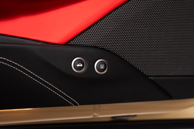 Used 2018 Ferrari 488 Spider RWD image 61