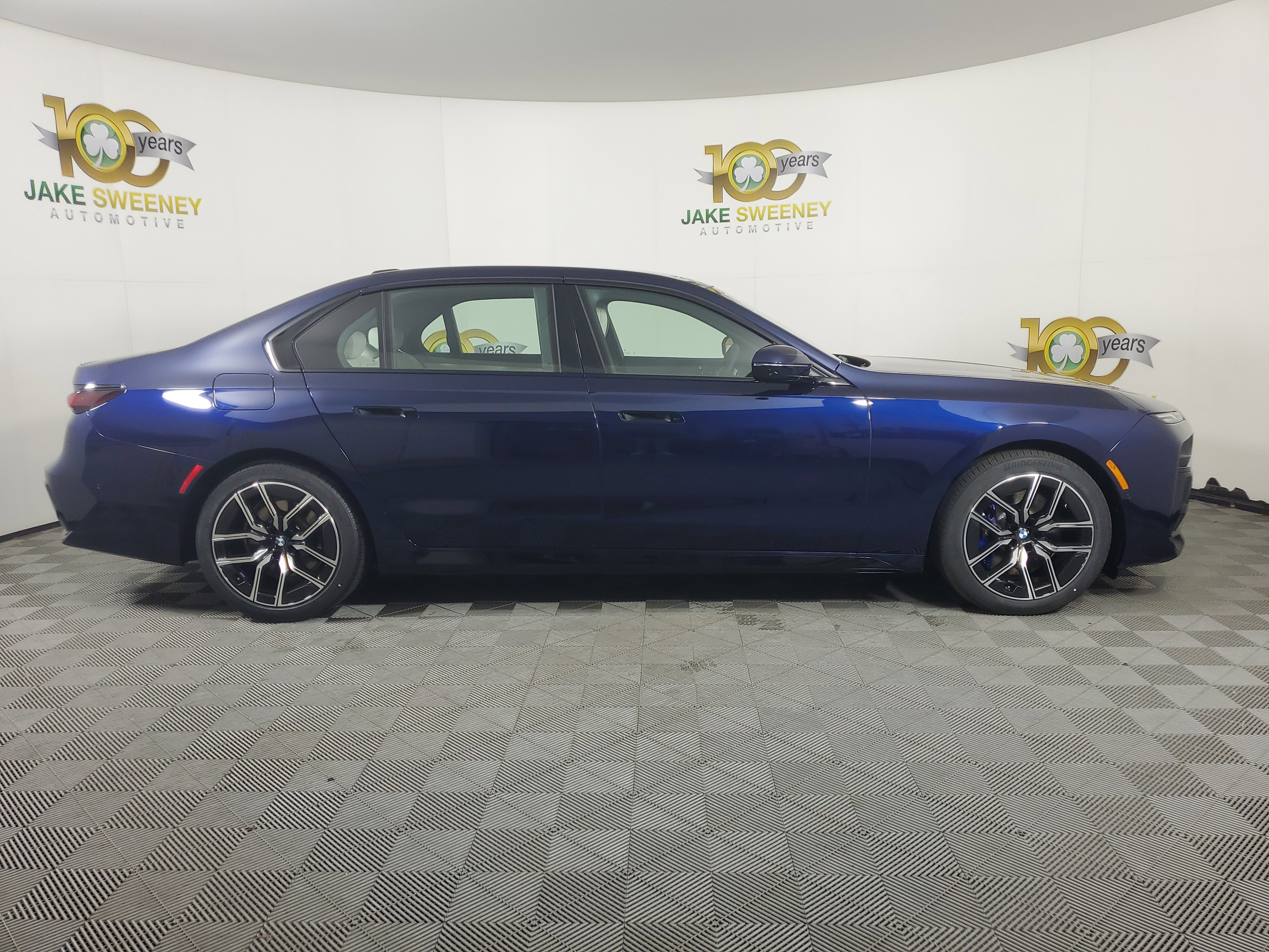 New 2026 BMW 740i xDrive image 8