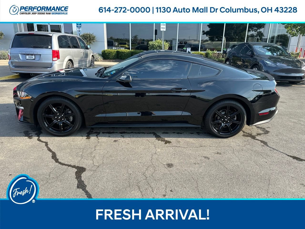 Used 2018 Ford Mustang Premium w/ Black Accent Package RWD image 7