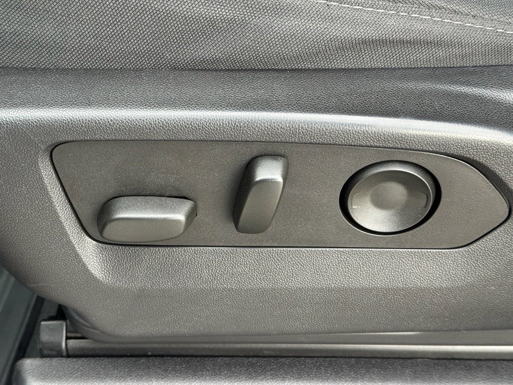 Used 2023 Chevrolet Silverado 1500 Custom w/ Rally Edition image 13