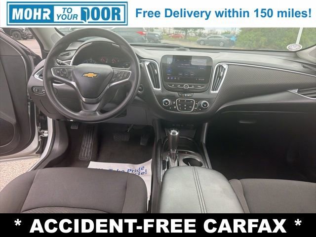 Used 2020 Chevrolet Malibu LT FWD image 32
