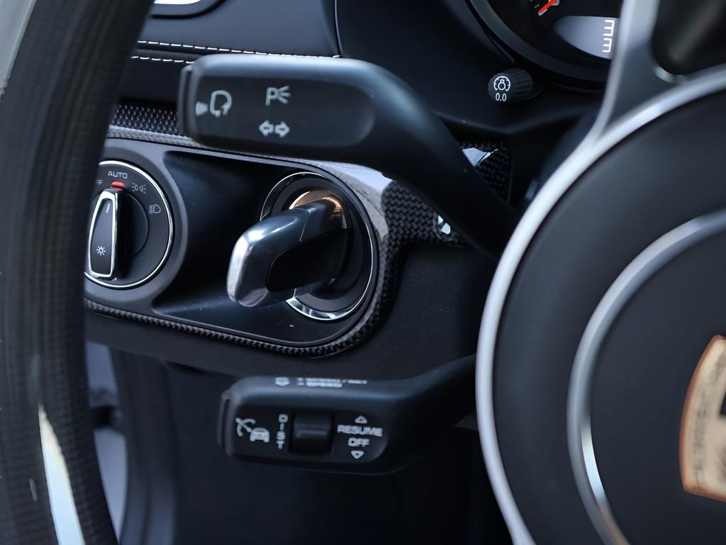 Used 2025 Porsche 718 Cayman GTS image 31