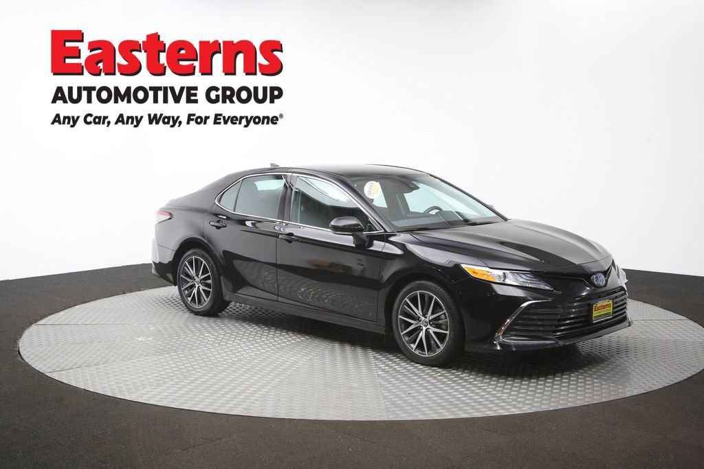 Used 2022 Toyota Camry XLE FWD image 48