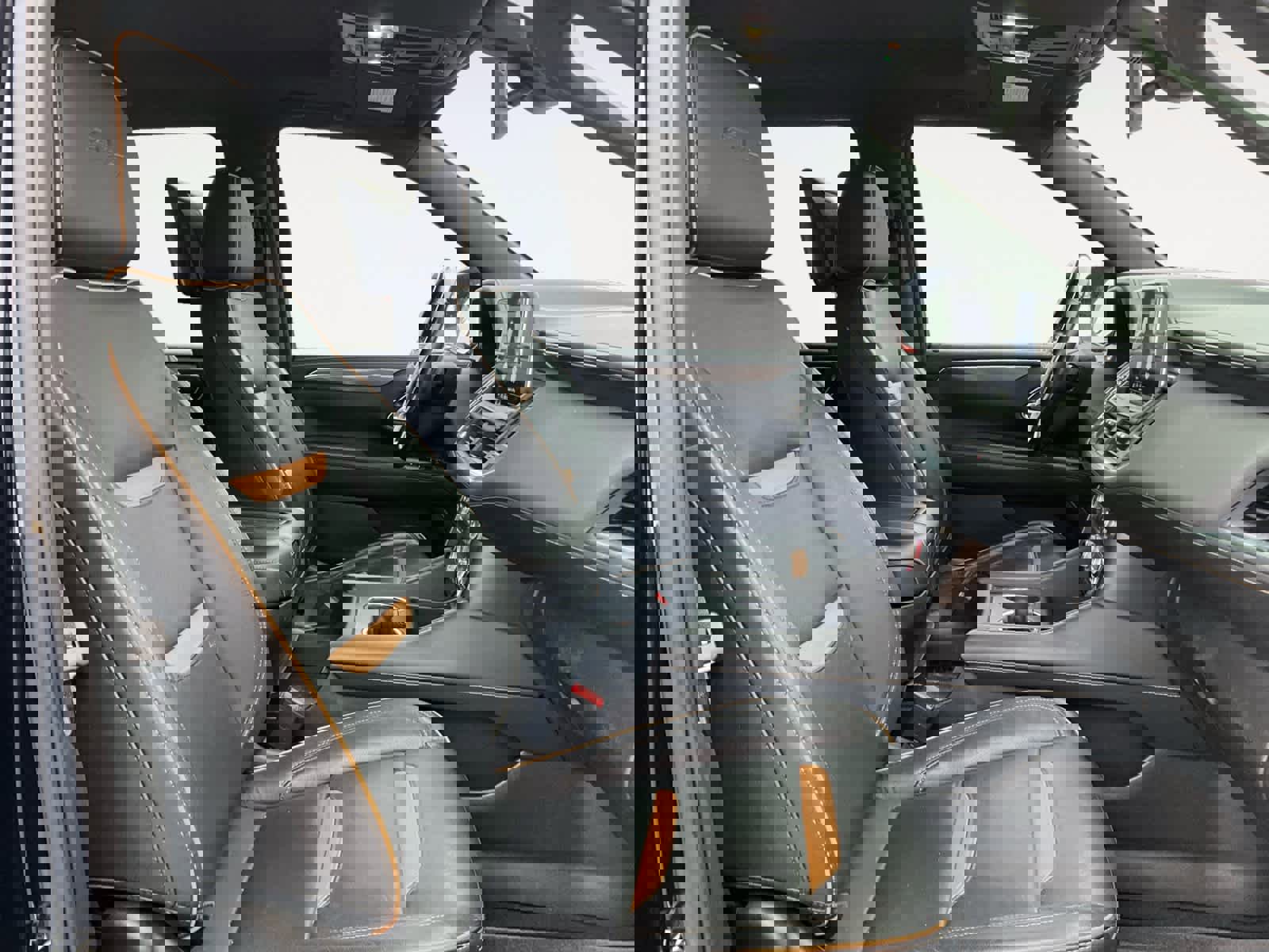 Used 2021 GMC Yukon AT4 w/ AT4 Premium Package image 17