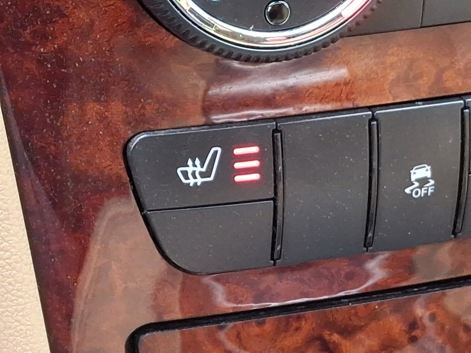 Used 2012 Mercedes-Benz GL 450 4MATIC image 26