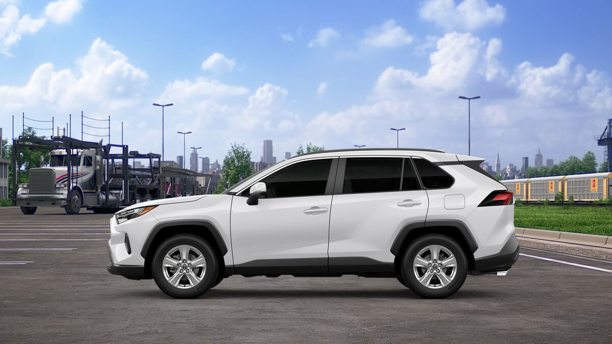 New 2025 Toyota RAV4 XLE image 4