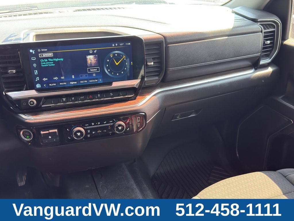 Used 2024 Chevrolet Silverado 2500 LT AWD/4WD image 28