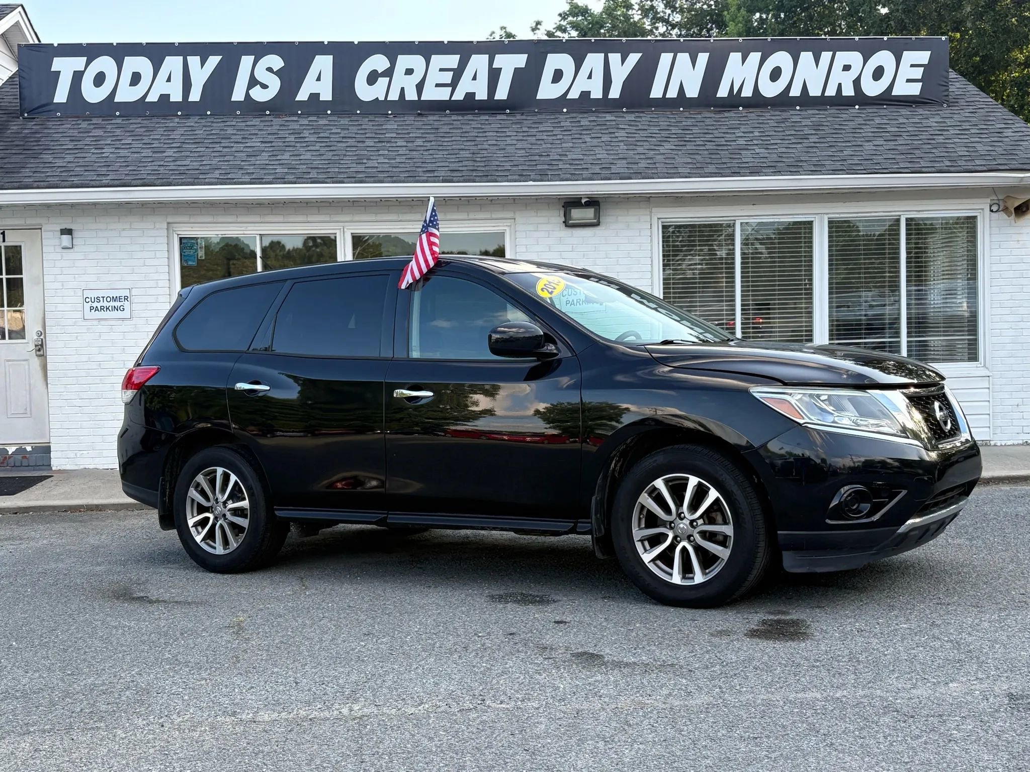 Used 2015 Nissan Pathfinder S