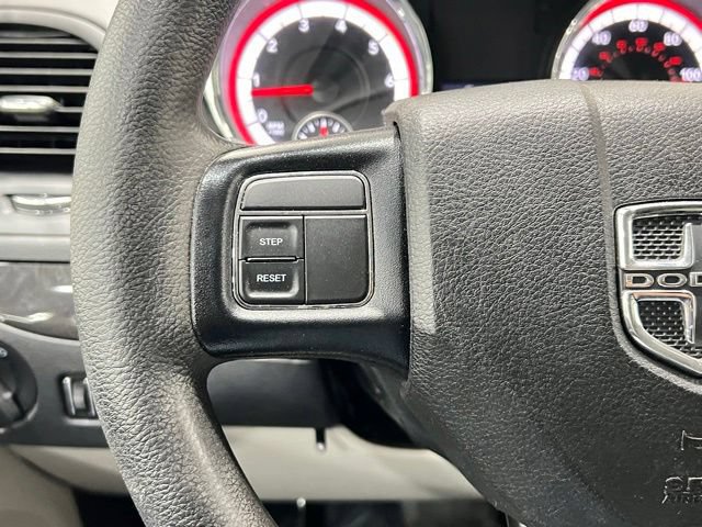 Used 2020 Dodge Grand Caravan SE FWD image 30