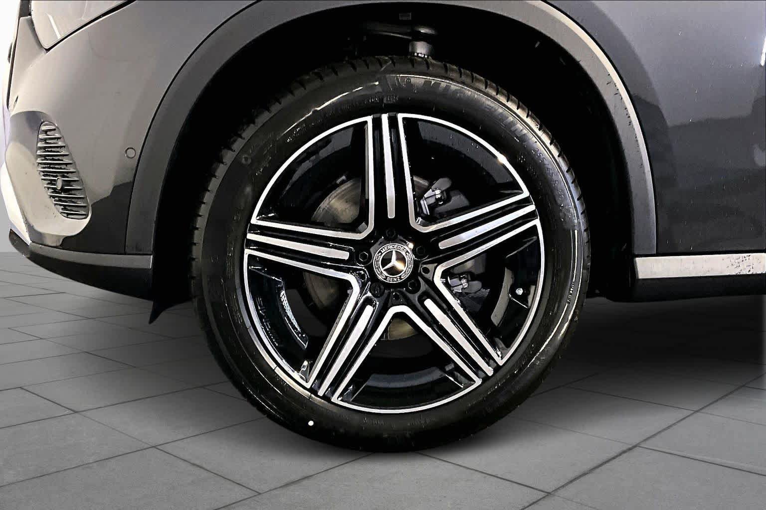 New 2026 Mercedes-Benz GLC 300 4MATIC image 17