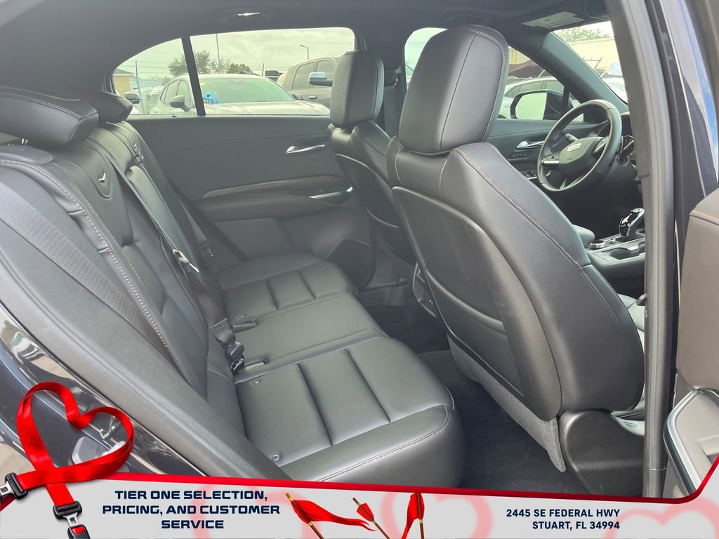 Used 2023 Cadillac XT4 Sport w/ Enhanced Visibility Package image 17