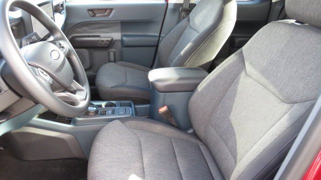 Used 2025 Ford Maverick XLT w/ Equipment Group 301A image 4