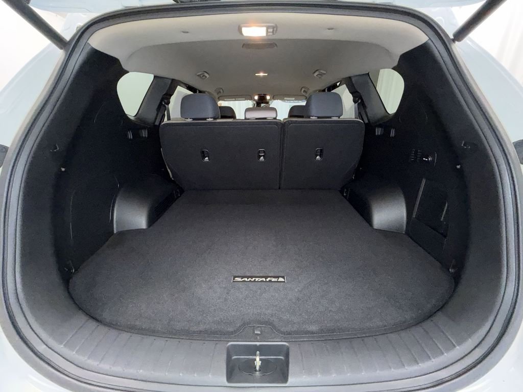 Used 2023 Hyundai Santa Fe SEL w/ Cargo Package image 11