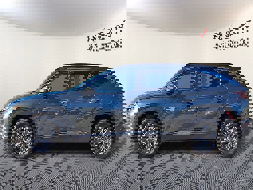 Used 2024 Hyundai Tucson Blue image 7