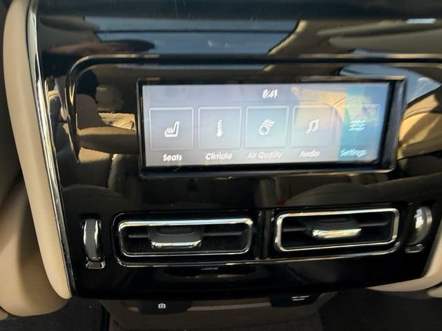 Used 2021 Lincoln Aviator Reserve w/ Equipment Group 201A AWD/4WD image 17