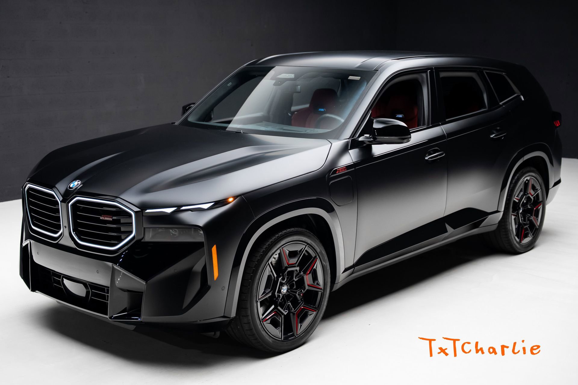 Used 2024 BMW XM Label Red image 1