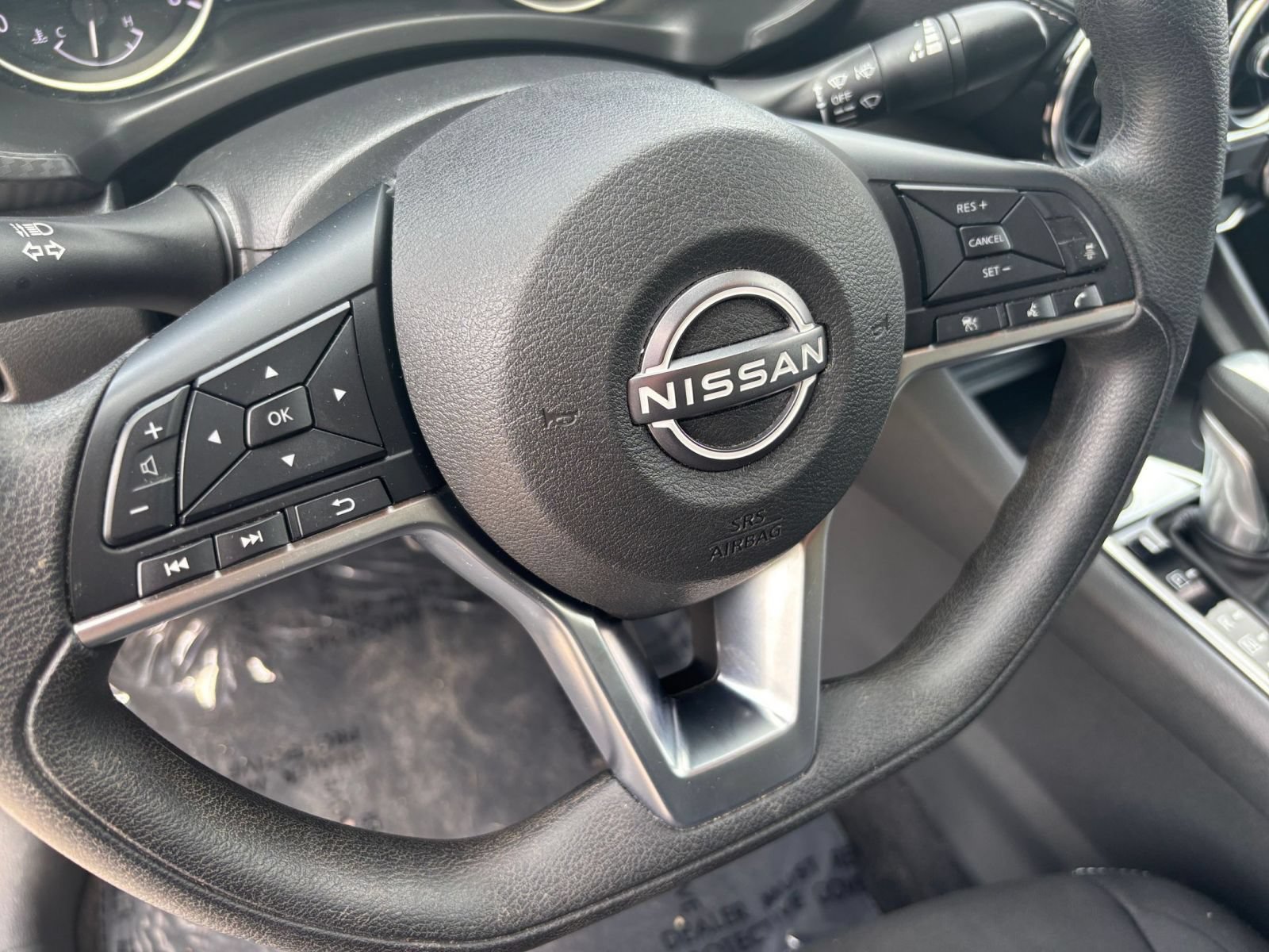 Used 2025 Nissan Sentra SV FWD image 25
