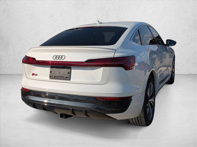 Certified 2024 Audi Q8 e-tron Premium Plus image 4