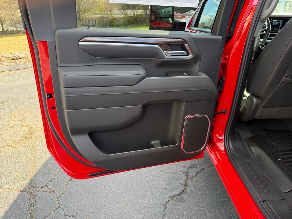 New 2026 Chevrolet Silverado 3500 LT w/ All Star Edition image 15