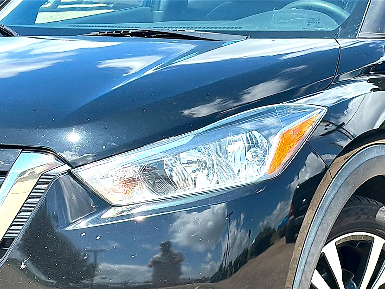 Used 2019 Nissan Kicks SV FWD image 4