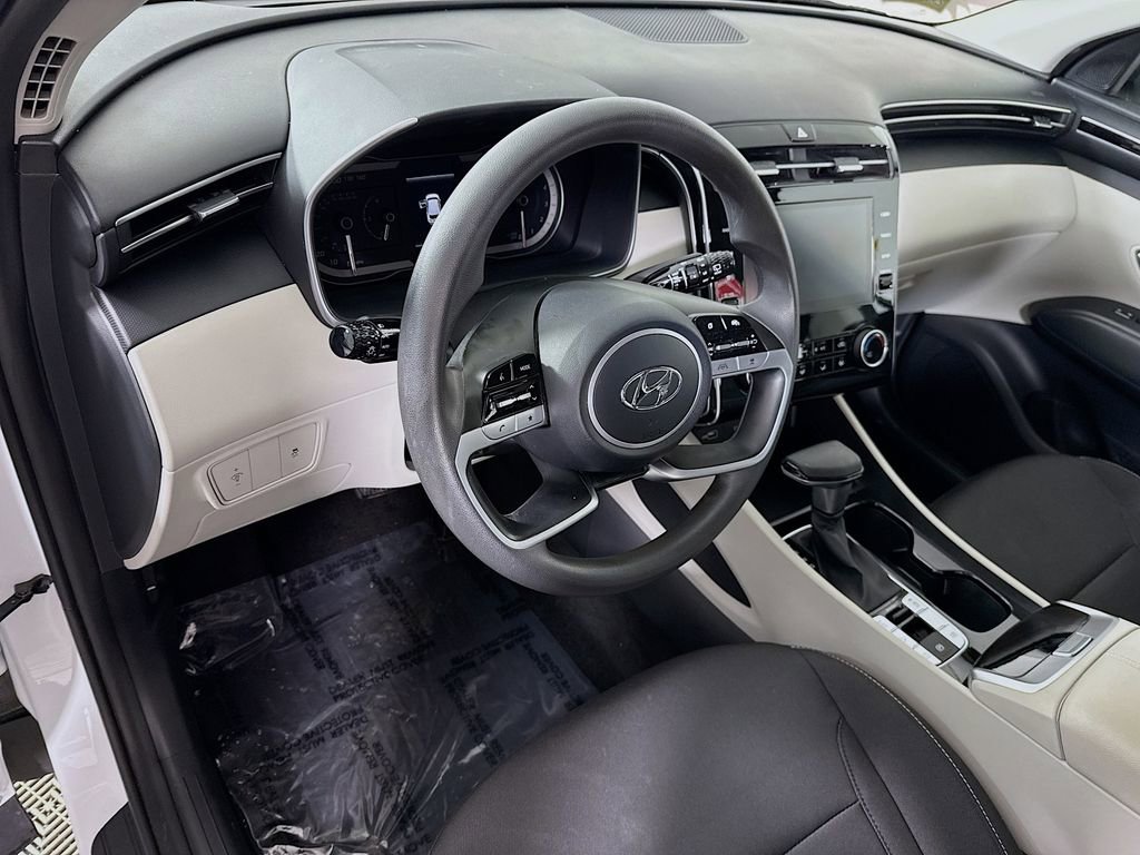 Used 2024 Hyundai Tucson SE image 17