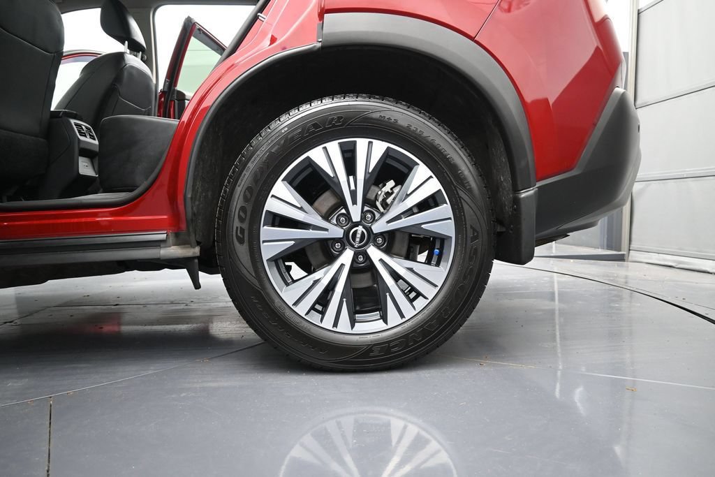 Used 2023 Nissan Rogue SV w/ SV Premium B Package AWD/4WD image 14