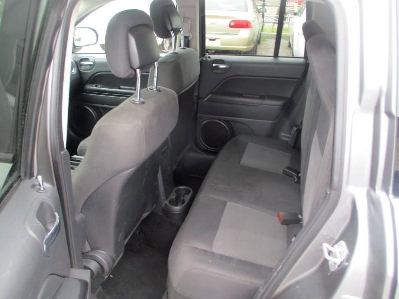 Used 2012 Jeep Compass Latitude image 9