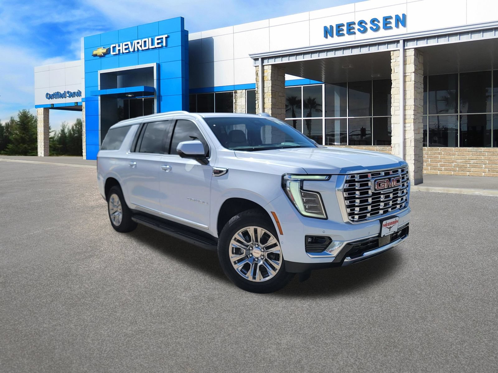 New 2026 GMC Yukon XL Denali w/ LPO, Floor Liner Package AWD/4WD image 1