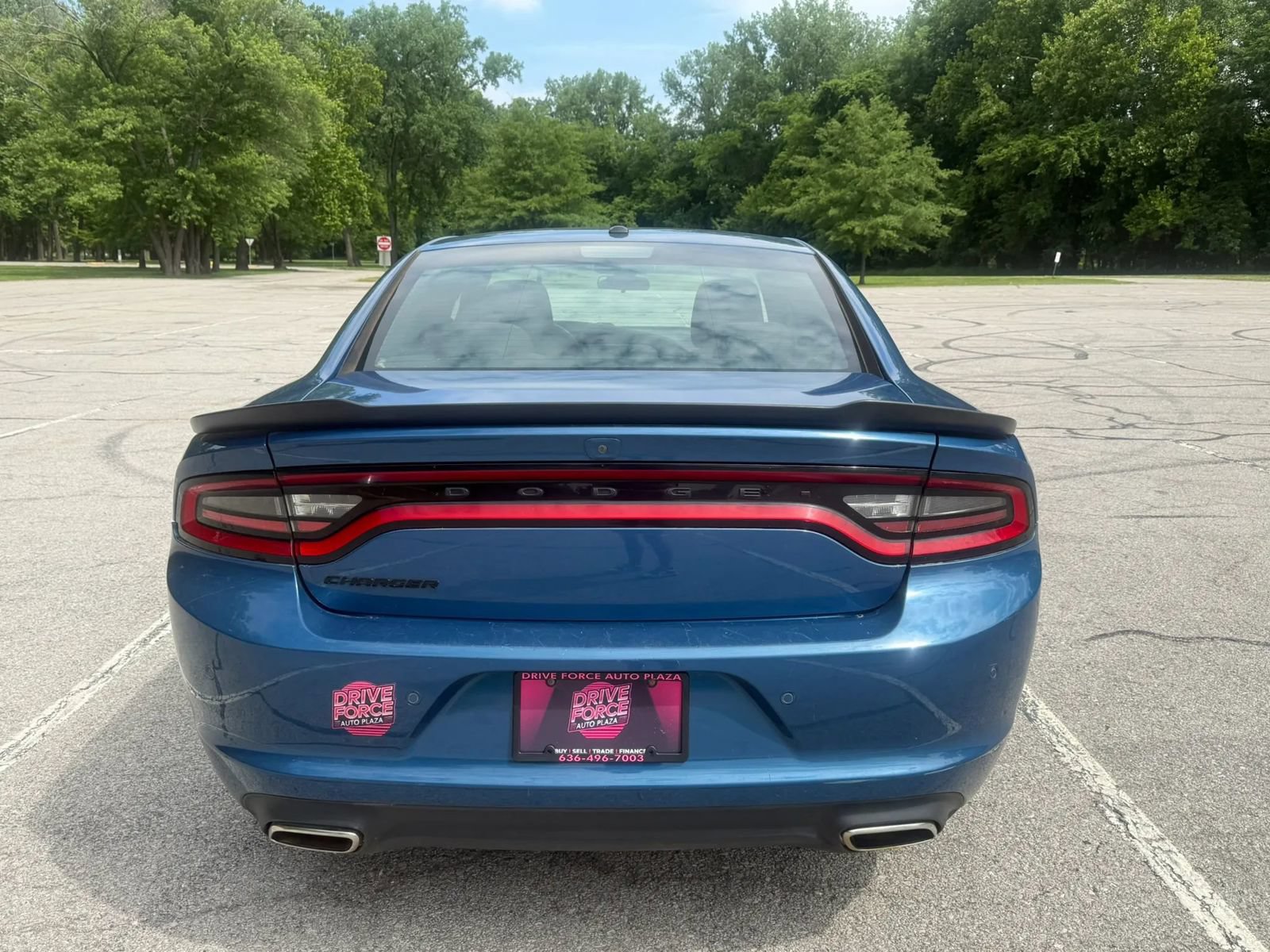 Used 2021 Dodge Charger SXT w/ Blacktop Package RWD image 6
