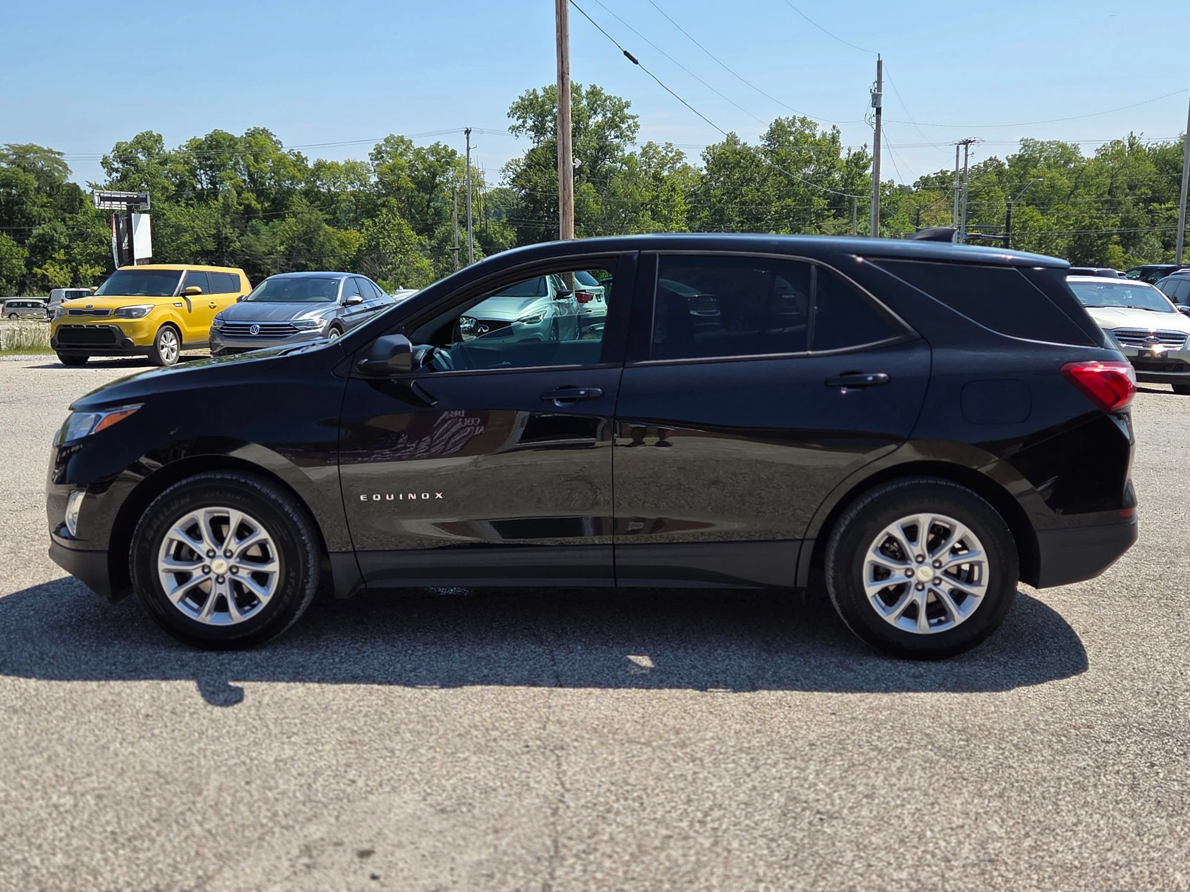 Used 2019 Chevrolet Equinox LS w/ LS Convenience Package