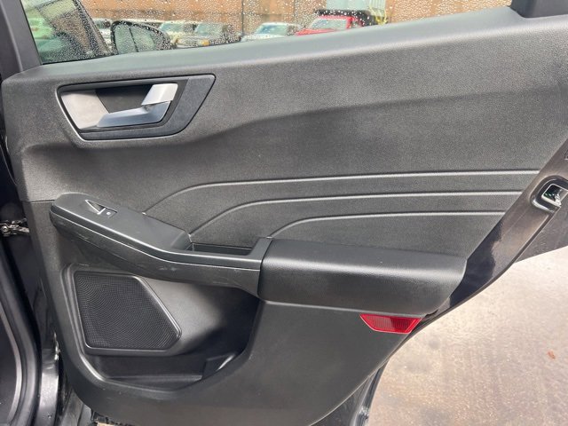 Used 2023 Ford Escape ST-Line image 12