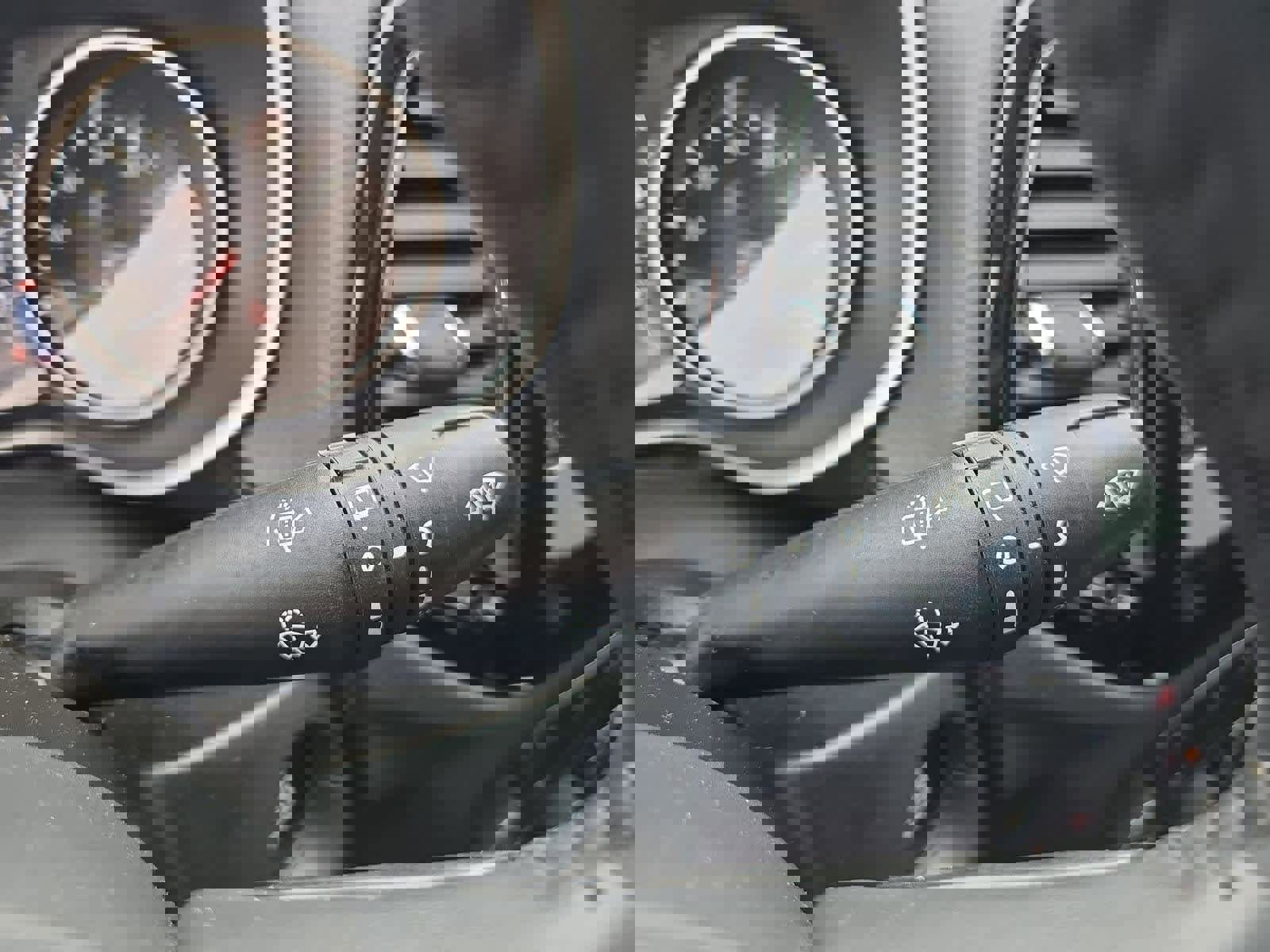 Used 2019 Jeep Compass Altitude image 25