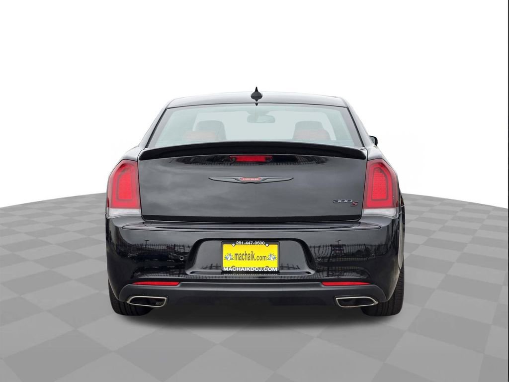 Used 2021 Chrysler 300 S w/ S Model Appearance Package image 5