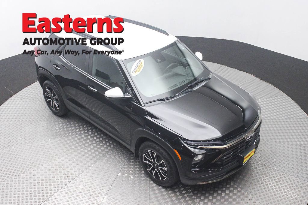 Used 2024 Chevrolet TrailBlazer ACTIV w/ Convenience Package FWD image 3