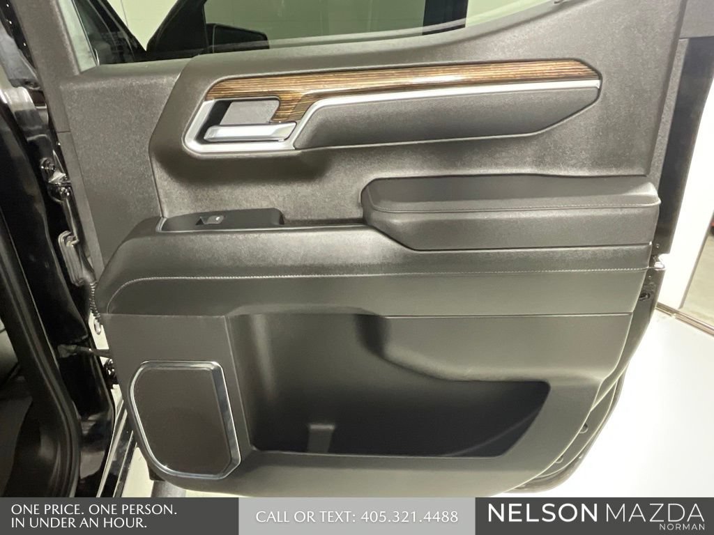 Used 2025 GMC Sierra 1500 Elevation AWD/4WD image 21