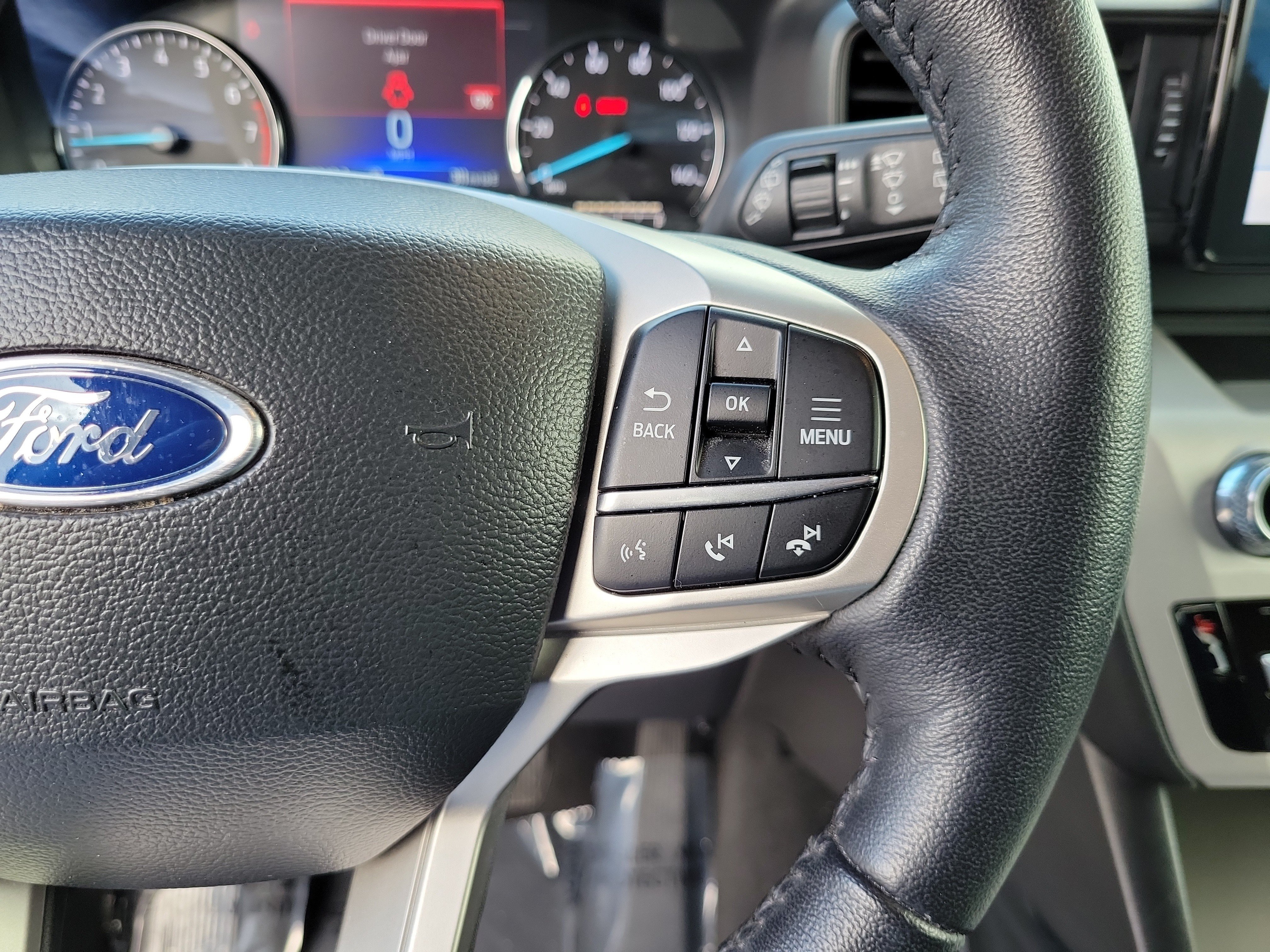 Used 2024 Ford Explorer XLT RWD image 22