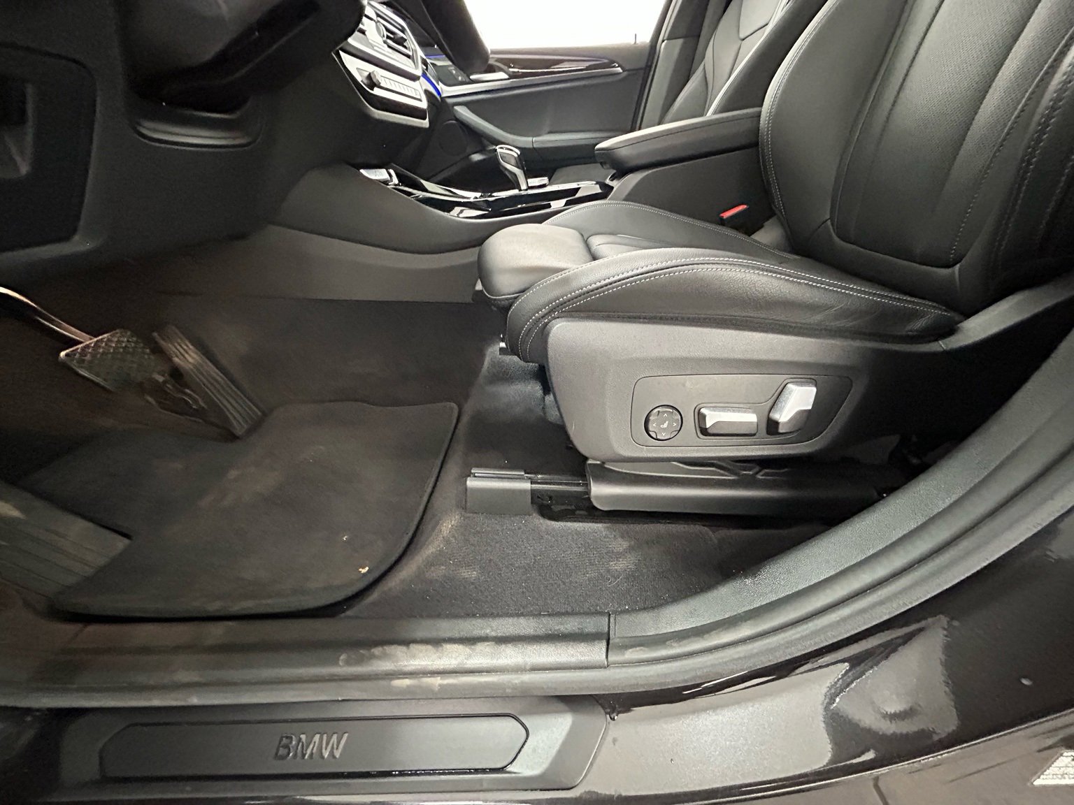 Used 2022 BMW X3 xDrive30i w/ Convenience Package w/ZPA image 32