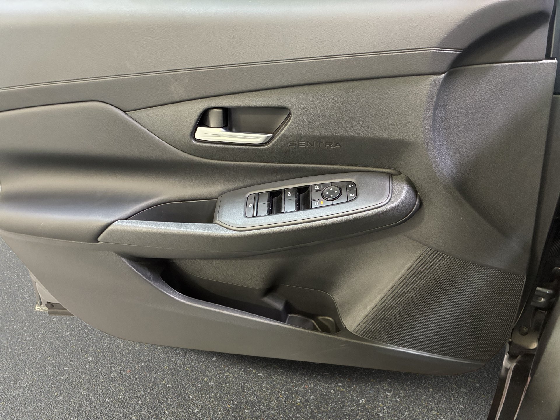 New 2027 Nissan Sentra S w/ Floor Mat Package FWD image 26