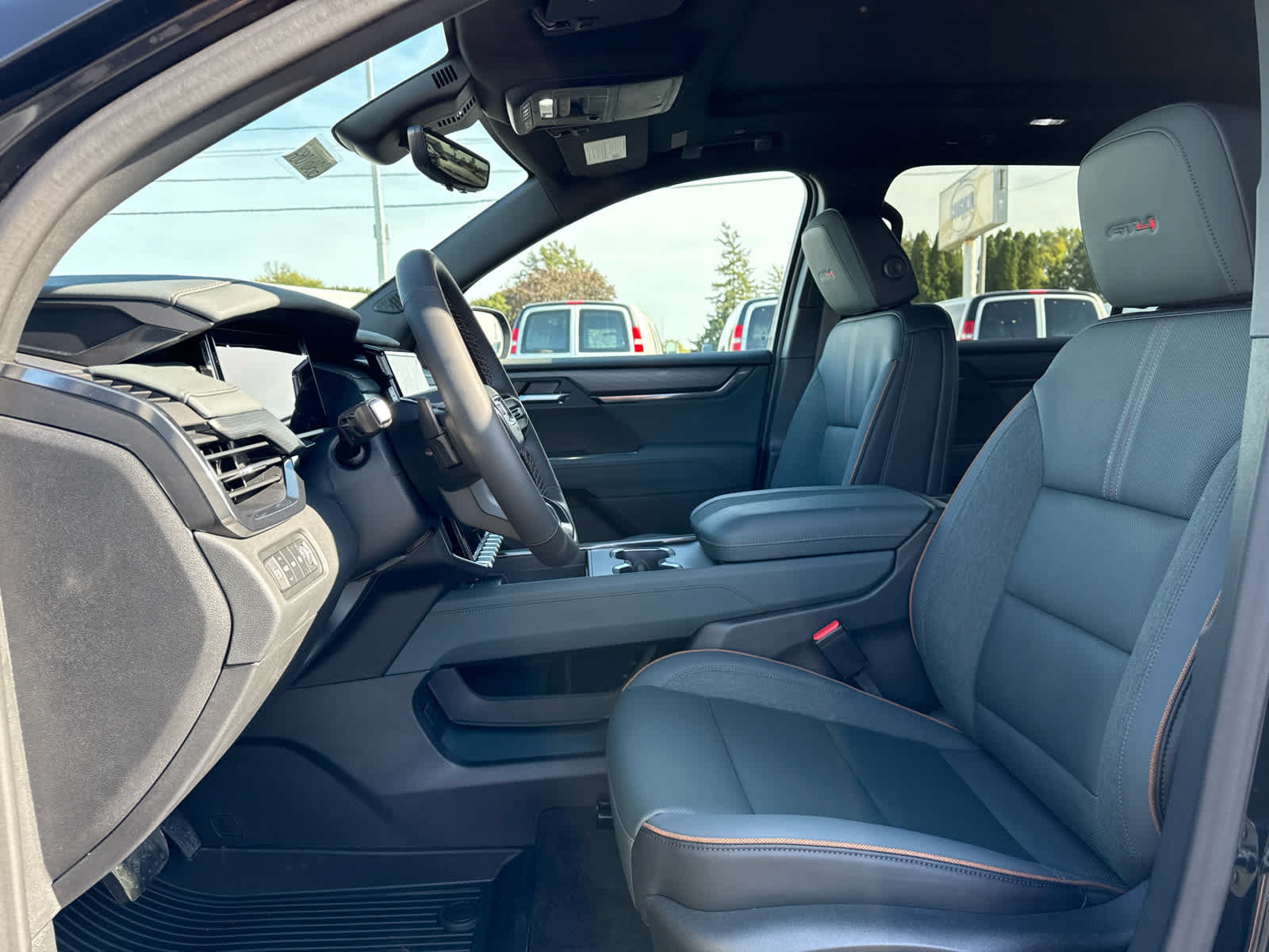New 2027 GMC Acadia AT4 w/ Luxury Package AWD/4WD image 7
