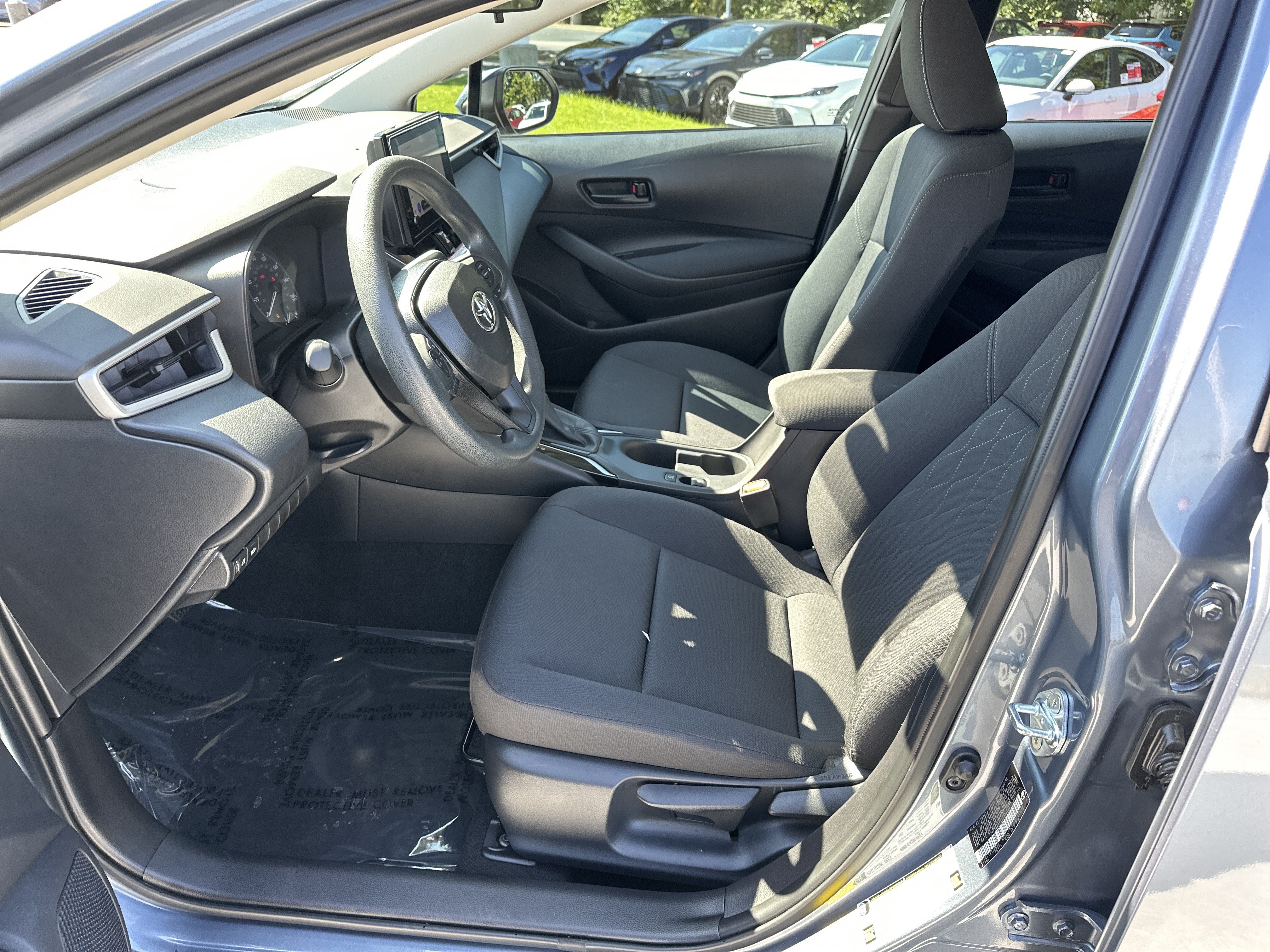 Used 2025 Toyota Corolla LE FWD image 16