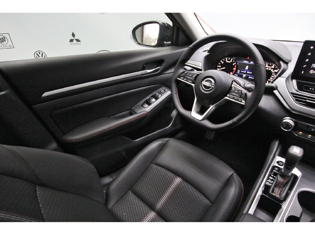 New 2026 Nissan Altima 2.5 SR FWD image 6