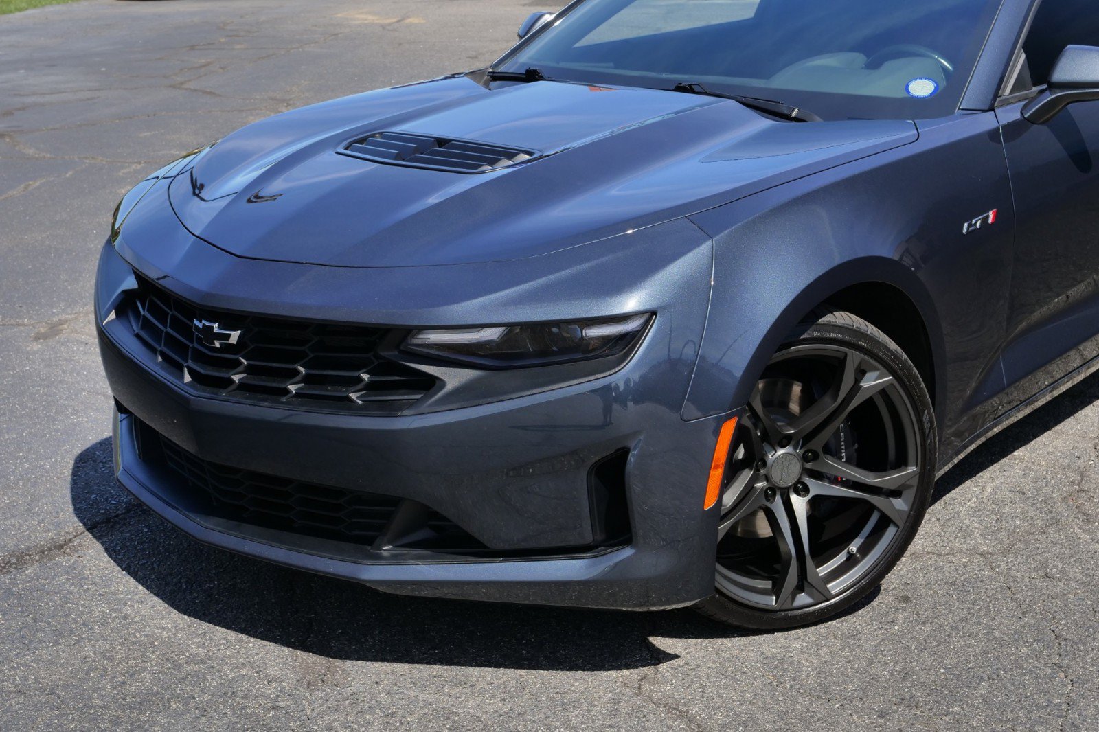 Used 2022 Chevrolet Camaro LT RWD image 43