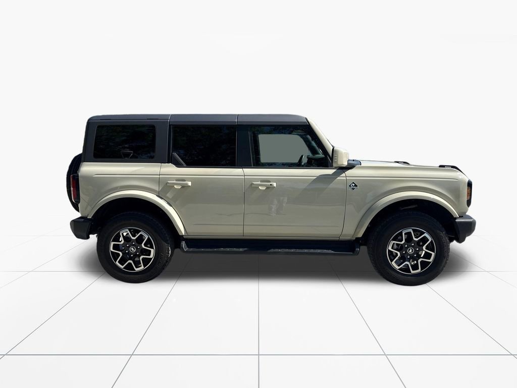 Used 2025 Ford Bronco Outer Banks AWD/4WD image 10